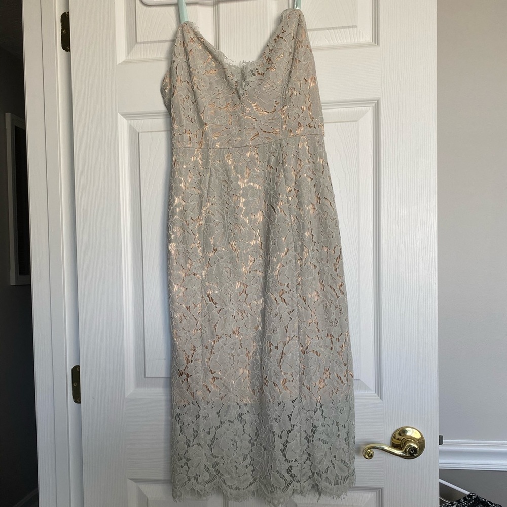 NWT - VICI Desra Lace Midi Dress - Sage